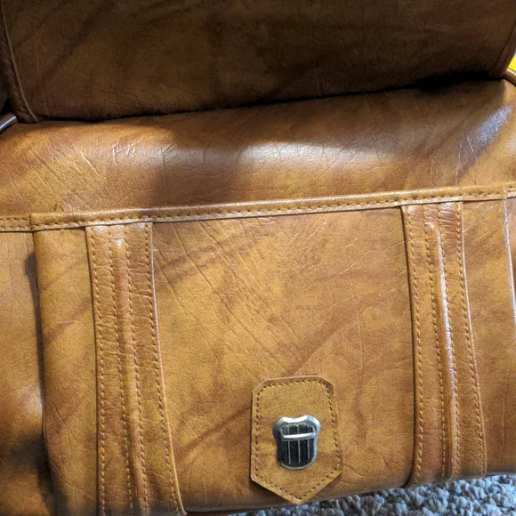 Vintage 1975 American Tourister Luggage Leather Tote - Picture 6 of 10